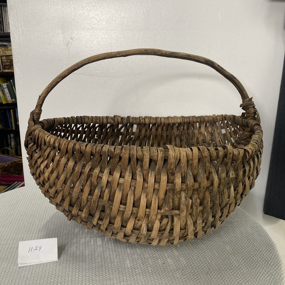 Large 20”X 15”X 9” Primitive Vintage Handmade Branch Vine Basket With Handle